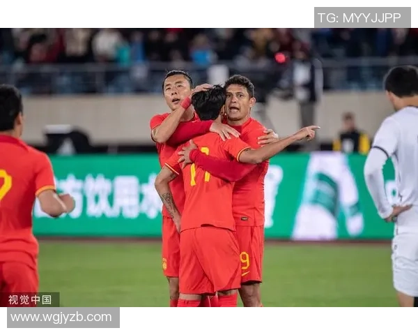 中国男足迎战乌兹别克斯坦直播精彩瞬间全记录与赛后分析