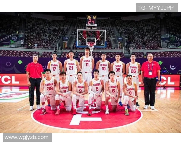 2017年中国男篮与美国队激战回顾及比赛精彩瞬间分析