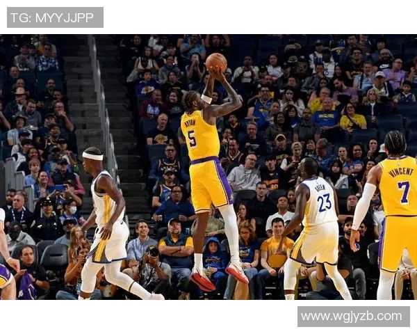 湖人勇士激战回放10月5日精彩瞬间与赛后分析全记录 湖人勇士激战回放10月5日精彩瞬间与赛后分析全记录